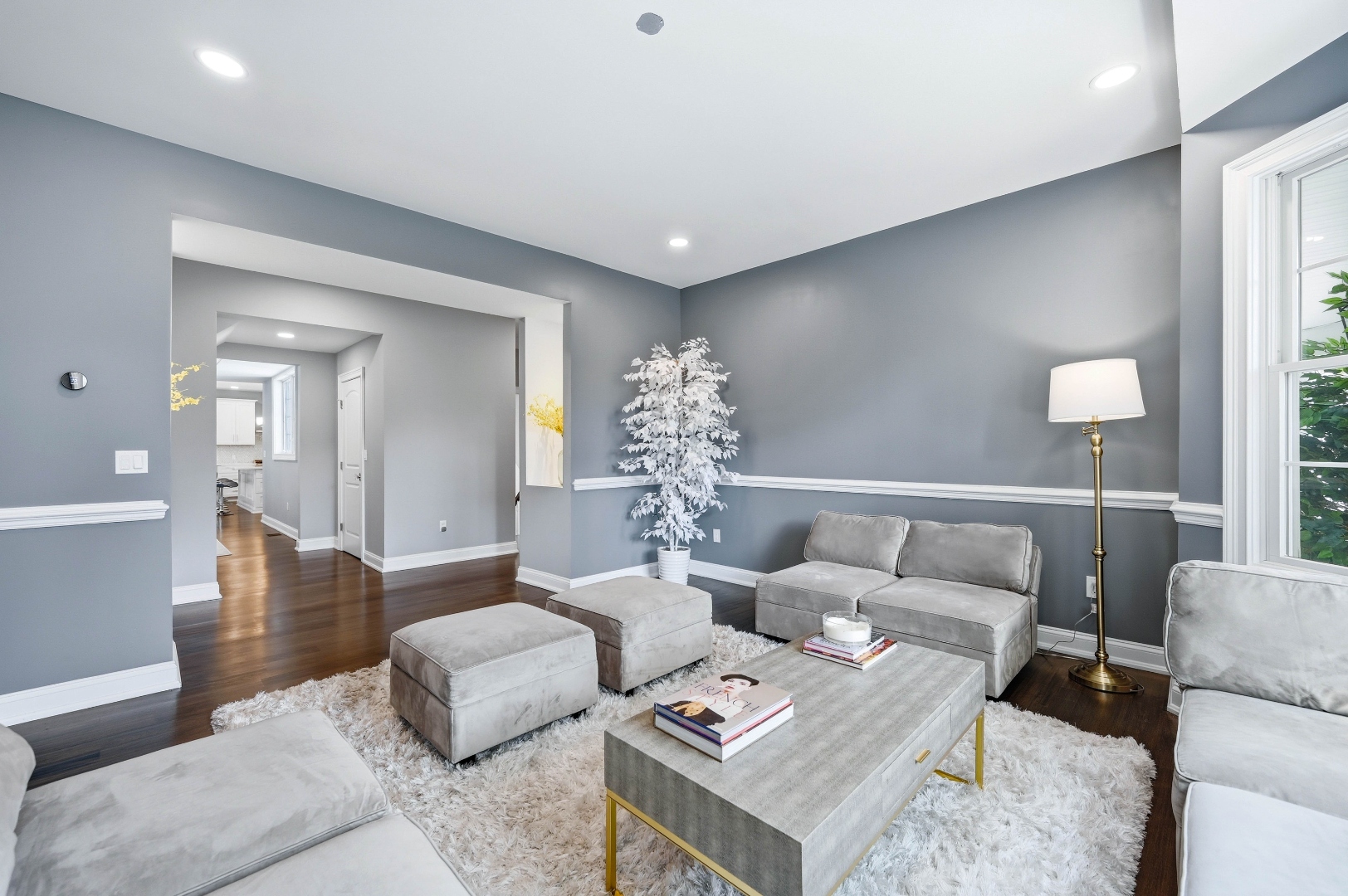 open living room at 189 Highfield Lane, Nutley, NJ