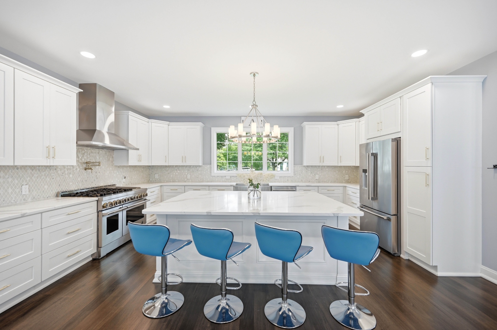kitchen with center island and pantry at 189 Highfield Lane